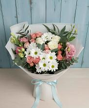 Букет цветов из:  Розы, Лизиантусы и Хризантемы в Озерном