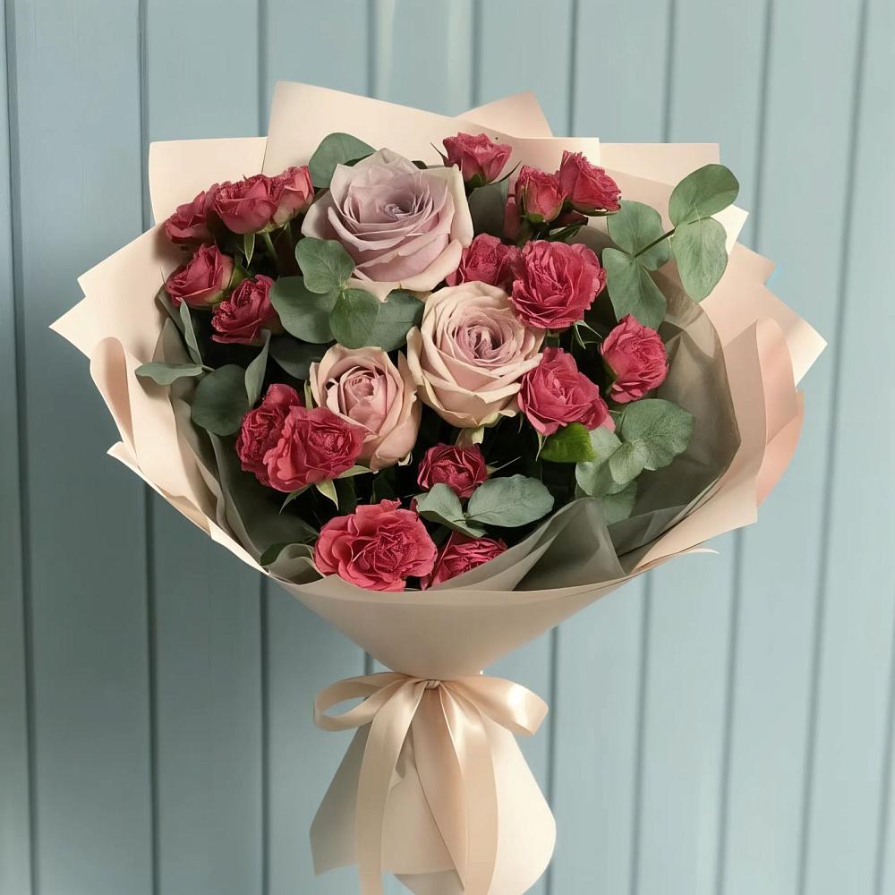 Букет цветов из: Гвоздики и Розы в Озерном