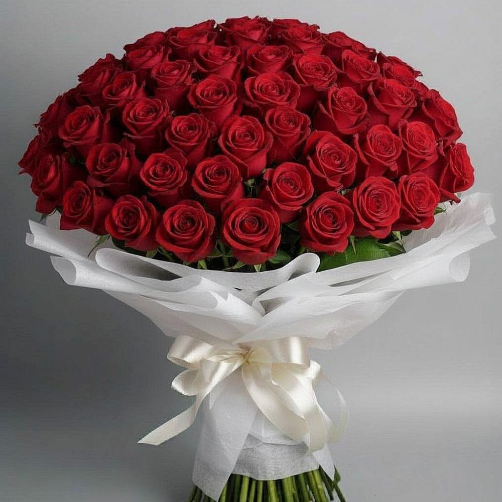 Букет 101 Красная роза Блэк Мэджик в Озерном