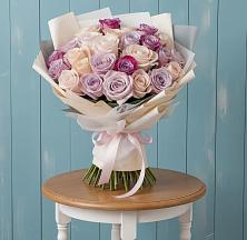 Букет цветов из:  Розы #REPLACE_PRED# Озерном