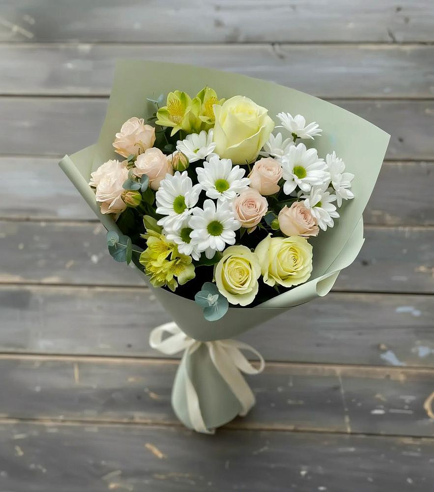 Букет цветов из: Альстромерии, Розы и Хризантемы в Озерном