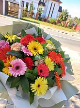 Букет цветов из:  Герберы #REPLACE_PRED# Озерном