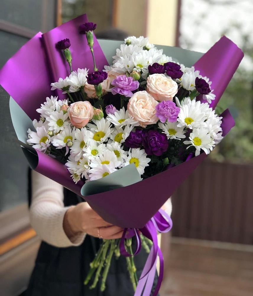 Букет цветов из: Хризантемы, Гвоздики и Розы в Озерном