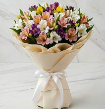 Букет цветов из:  Альстромерии #REPLACE_PRED# Озерном