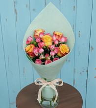 Букет цветов из:  Розы #REPLACE_PRED# Озерном